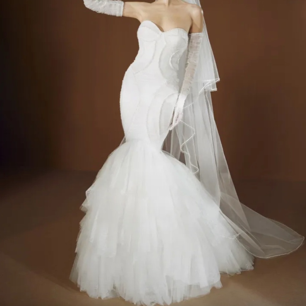 PRONOVIAS - 'Lana' Wedding Dress - Size US10 - MSRP $6290 - NWT - SAVE $5000 - Picture 7 of 12